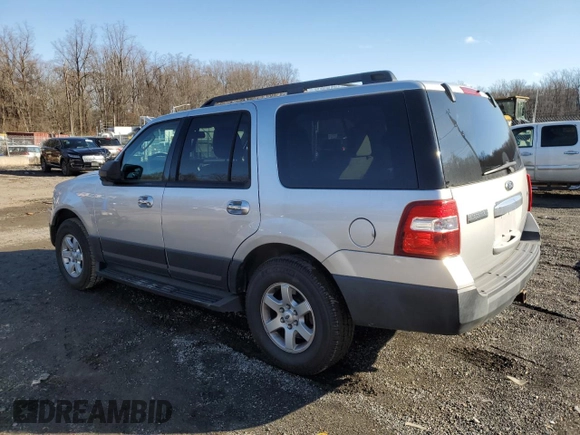 2014 Ford Expedition XL with VIN 1FMJU1G58EEF52772, listed as a Copart auction lot 82862734 with 61,998 mi miles and Salvage title. Bid and sale history available at DreamBid. Image 2.