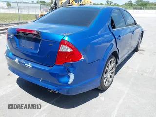 2011 Ford Fusion SE with VIN 3FAHP0HA3BR188260, listed as a IAAI auction lot 42036507 with 185,177 mi miles. Bid and sale history available at carsss.com. Image 13.