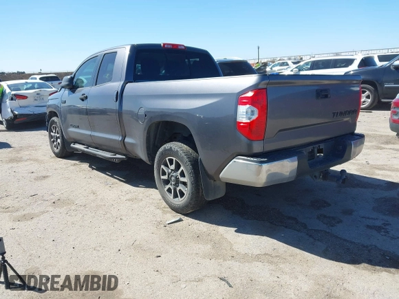 2017 Toyota Tundra 2WD SR5 with VIN 5TFRY5F16HX228522, listed as a IAAI auction lot 41712834 with 111,910 mi miles. Bid and sale history available at carsss.com. Image 3.