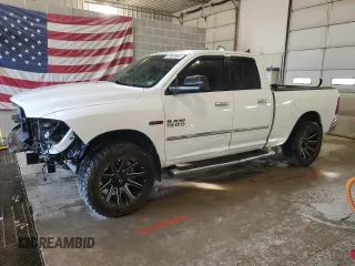 2014 Ram 1500 SLT z VIN 1C6RR7GM7ES355572, wystawiony jako Copart lot #81922964 z przebiegiem 126 069 mil mil oraz Szkoda całkowita • Salvage title. Historia ofert i sprzedaży dostępna na DreamBid. Obrazek 1.