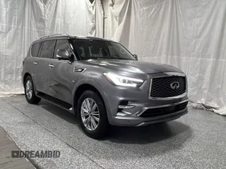 2020 Infiniti QX80 Luxe z VIN JN8AZ2NE3L9254767, wystawiony jako Copart lot #58791065 z przebiegiem 93 300 mil mil oraz Czysty tytuł • Clean title. Historia ofert i sprzedaży dostępna na DreamBid. Obrazek 1.