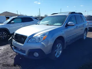 2013 Subaru Outback 2.5i Limited with VIN 4S4BRBKCXD3213698, listed as a IAAI auction lot 41821793 with 152,808 mi miles. Bid and sale history available at carsss.com. Image 2.