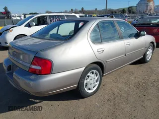 2001 Nissan Altima GXE with VIN 1N4DL01D21C163572, listed as a IAAI auction lot 41616201 with 92,863 mi miles. Bid and sale history available at carsss.com. Image 4.