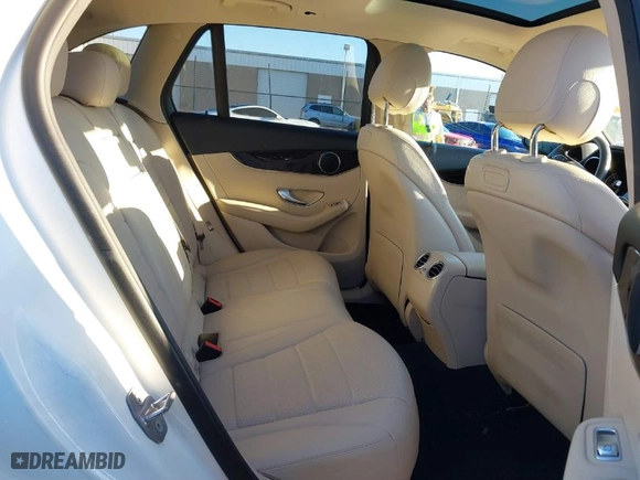 2018 Mercedes-Benz GLC with VIN WDC0G4KB6JV094059, listed as a IAAI auction lot 41759185 with 116,891 mi miles. Bid and sale history available at carsss.com. Image 8.