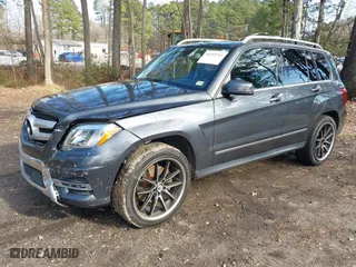 2014 Mercedes-Benz GLK-Class GLK 350 with VIN WDCGG8JB4EG275548, listed as a IAAI auction lot 41155711 with 144,482 mi miles. Bid and sale history available at carsss.com. Image 17.