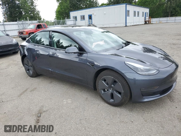 2023 Tesla Model 3 z VIN 5YJ3E1EA7PF683249, wystawiony jako Copart lot #56234465 z przebiegiem 9 494 mil mil oraz Szkoda całkowita • Salvage title. Historia ofert i sprzedaży dostępna na DreamBid. Obrazek 4.