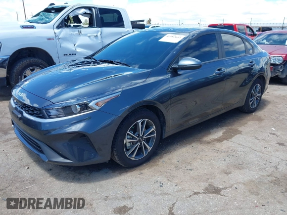 2024 Kia Forte LXS z VIN 3KPF24AD9RE819395, wystawiony jako IAAI lot #42182642 z przebiegiem 14 778 mil mil oraz . Historia ofert i sprzedaży dostępna na DreamBid. Obrazek 17.
