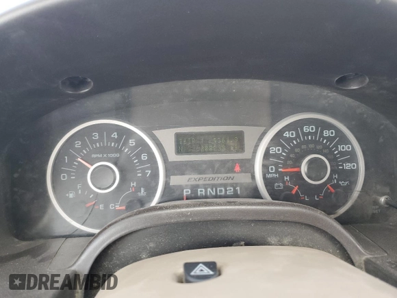 2006 Ford Expedition Eddie Bauer with VIN 1FMFU185X6LB00372, listed as a Copart auction lot 50323385 with 208,233 mi miles and Salvage title. Bid and sale history available at DreamBid. Image 9.
