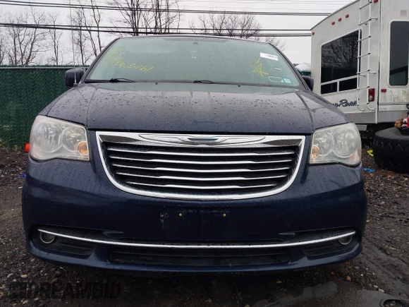 2012 Chrysler Town & Country Touring with VIN 2C4RC1BG4CR216670, listed as a IAAI auction lot 41950320 with 156,359 mi miles. Bid and sale history available at carsss.com. Image 6.