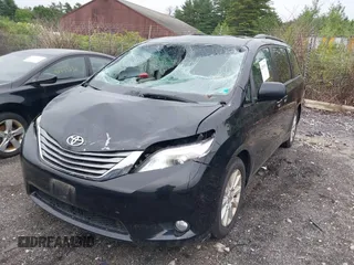 2012 Toyota Sienna XLE z VIN 5TDDK3DC8CS044847, wystawiony jako IAAI lot #42392549 z przebiegiem 157 220 mil mil oraz . Historia ofert i sprzedaży dostępna na DreamBid. Obrazek 2.
