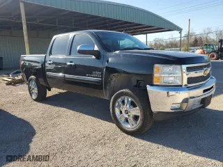 2012 Chevrolet Silverado 1500 LT with VIN 3GCPCSE05CG151491, listed as a Copart auction lot 46438445 with 251,784 mi miles and Clean Title. Bid and sale history available at carsss.com. Image 4.