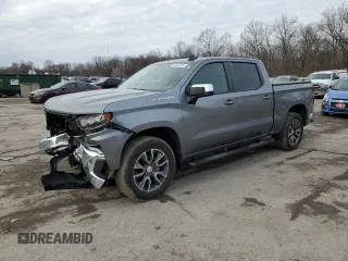 2020 Chevrolet Silverado 1500 LT with VIN 3GCUYDET0LG295346, listed as a Copart auction lot 43854735 with 47,527 mi miles and Salvage Title. Bid and sale history available at DreamBid. Image 1.