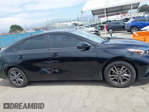 2022 Kia Forte LXS with VIN 3KPF24AD3NE450379, listed as a IAAI auction lot 42014796 with 109,296 mi miles. Bid and sale history available at carsss.com. Image 13.