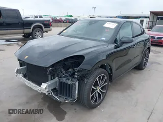 2020 Porsche Cayenne с VIN WP1BA2AYXLDA47778, выставлен на аукционе IAAI как лот 42037242 с пробегом 74 213 миль миль и . История ставок и продаж доступна на DreamBid. Изображение 19.