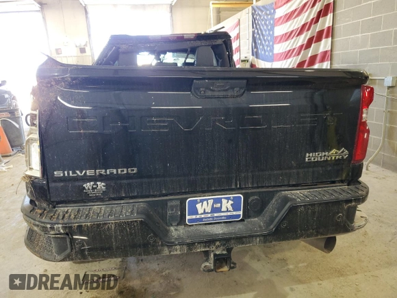 2022 Chevrolet Silverado 3500HD High Country with VIN 1GC4YVEY9NF165555, listed as a Copart auction lot 57947164 with 46,706 mi miles and Salvage Title. Bid and sale history available at carsss.com. Image 6.