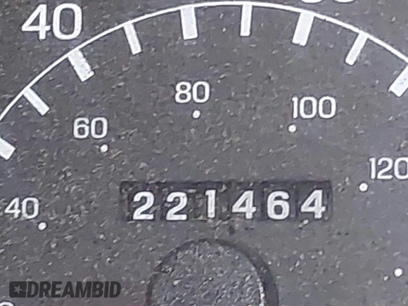 2000 Ford Super Duty F-250 XL with VIN 1FTNW21F4YEA61563, listed as a IAAI auction lot 41334848 with 221,464 mi miles. Bid and sale history available at carsss.com. Image 16.