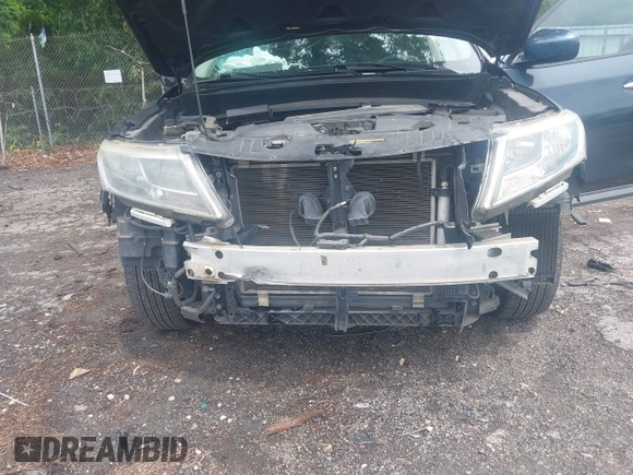 2015 Nissan Pathfinder S with VIN 5N1AR2MN1FC718882, listed as a IAAI auction lot 42545874 with 157,198 mi miles and . Bid and sale history available at DreamBid. Image 6.