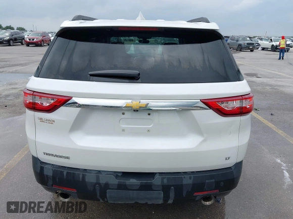 2020 Chevrolet Traverse LT Cloth z VIN 1GNERGKW3LJ127398, wystawiony jako IAAI lot #42161330 z przebiegiem 96 140 mil mil oraz . Historia ofert i sprzedaży dostępna na DreamBid. Obrazek 16.