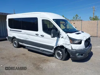 2023 Ford Transit Passenger XL с VIN 1FBAX2C88PKC01760, выставлен на аукционе IAAI как лот 42161687 с пробегом 15 680 миль миль и . История ставок и продаж доступна на DreamBid. Изображение 1.