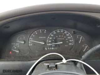 1998 Ford Ranger XL with VIN 1FTYR11U2WTA23366, listed as a Copart auction lot 43334775 with 175,429 mi miles and Salvage Title. Bid and sale history available at carsss.com. Image 9.