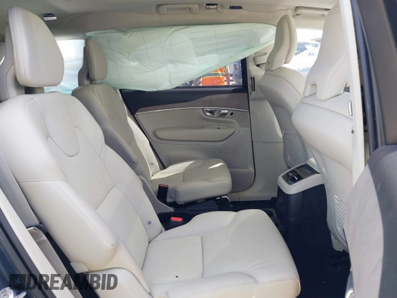 2024 Volvo XC90 Plus with VIN YV4H60LE4R1236342, listed as a IAAI auction lot 41826136 with 5,278 mi miles and . Bid and sale history available at DreamBid. Image 8.