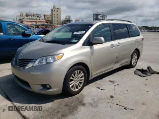 2015 Toyota Sienna XLE с VIN 5TDYK3DCXFS649331, выставлен на аукционе Copart как лот 58957925 с пробегом 136 849 миль миль и Списание • Salvage title. История ставок и продаж доступна на DreamBid. Изображение 1.