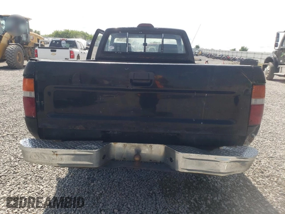1994 Toyota Pickup with VIN JT4RN81AXR5187360, listed as a Copart auction lot 56927535 with 305,829 mi miles and Salvage title. Bid and sale history available at DreamBid. Image 6.