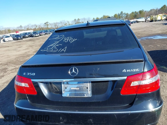 2012 Mercedes-Benz E 350 Luxury with VIN WDDHF8JB8CA526817, listed as a IAAI auction lot 41740110 with Not provided miles and . Bid and sale history available at DreamBid. Image 16.