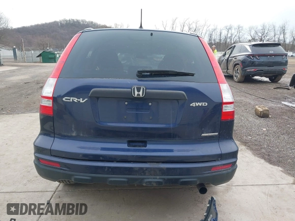 2011 Honda CR-V SE with VIN 5J6RE4H40BL104216, listed as a IAAI auction lot 41689368 with 141,129 mi miles. Bid and sale history available at carsss.com. Image 17.
