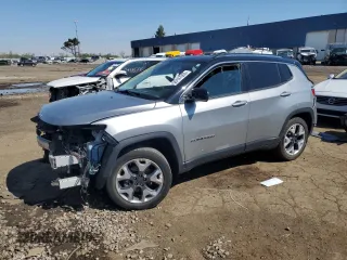 2022 Jeep Compass Limited z VIN 3C4NJDCB0NT134248, wystawiony jako Copart lot #55127055 z przebiegiem 45 558 mil mil oraz Nie do naprawy • Non repairable. Historia ofert i sprzedaży dostępna na DreamBid. Obrazek 1.