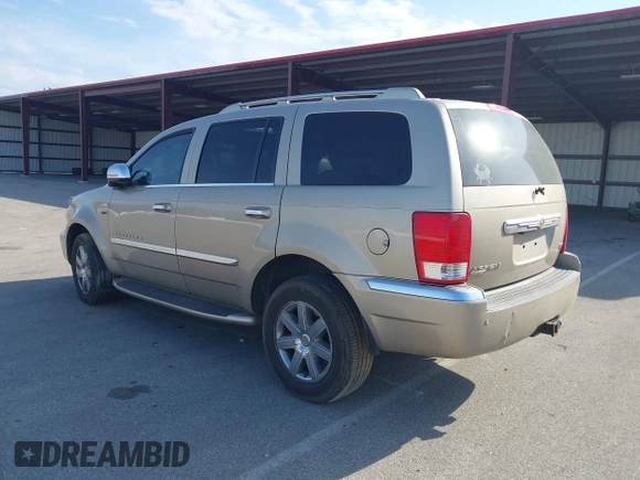 2008 Chrysler Aspen Limited z VIN 1A8HW58228F122526, wystawiony jako IAAI lot #41899668 z przebiegiem 300 288 mil mil oraz . Historia ofert i sprzedaży dostępna na DreamBid. Obrazek 3.