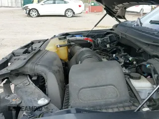 2020 Ford F-150 XL z VIN 1FTEW1EP4LKE27660, wystawiony jako IAAI lot #43303281 z przebiegiem 35 721 mil mil oraz . Historia ofert i sprzedaży dostępna na DreamBid. Obrazek 20.