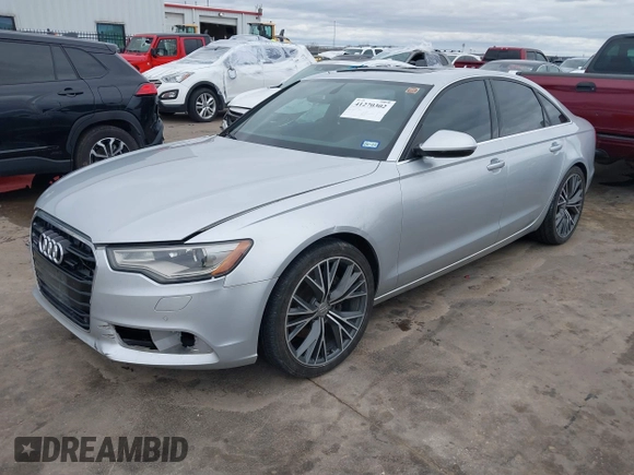 2015 Audi A6 Premium Plus z VIN WAUGFAFC8FN032627, wystawiony jako IAAI lot #41270302 z przebiegiem 82 104 mil mil oraz . Historia ofert i sprzedaży dostępna na DreamBid. Obrazek 22.
