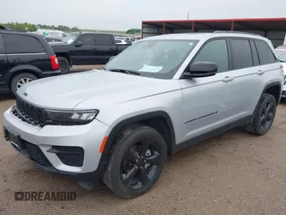 2023 Jeep Grand Cherokee Altitude with VIN 1C4RJHAG8PC611840, listed as a IAAI auction lot 42336992 with 41,100 mi miles and . Bid and sale history available at DreamBid. Image 18.
