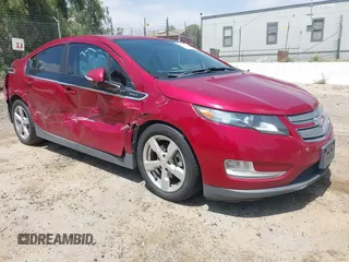 2013 Chevrolet Volt with VIN 1G1RE6E42DU105640, listed as a IAAI auction lot 42086034 with 221,123 mi miles and . Bid and sale history available at carsss.com. Image 1.