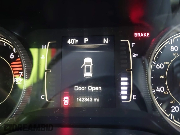 2018 Jeep Cherokee Latitude Plus с VIN 1C4PJMLB3JD601512, выставлен на аукционе IAAI как лот 41963342 с пробегом 142 343 миль миль и . История ставок и продаж доступна на DreamBid. Изображение 16.