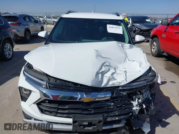 2024 Chevrolet TrailBlazer LT with VIN KL79MPSL8RB162579, listed as a IAAI auction lot 41837973 with 8,789 mi miles and . Bid and sale history available at DreamBid. Image 6.