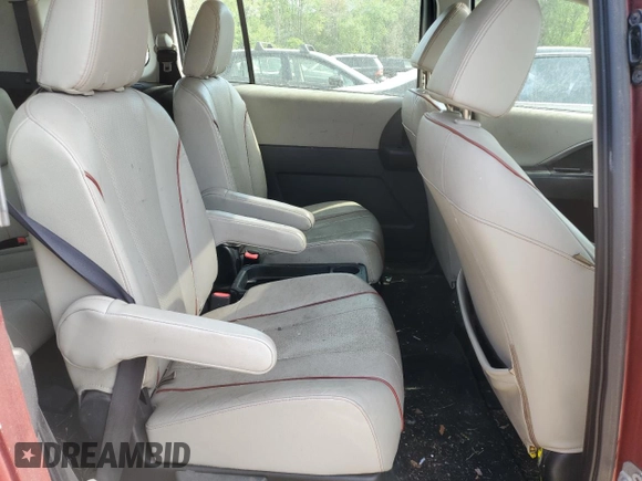 2012 Mazda 5 Grand Touring with VIN JM1CW2DL8C0138627, listed as a Copart auction lot 53463295 with 164,359 mi miles and Salvage title. Bid and sale history available at DreamBid. Image 11.