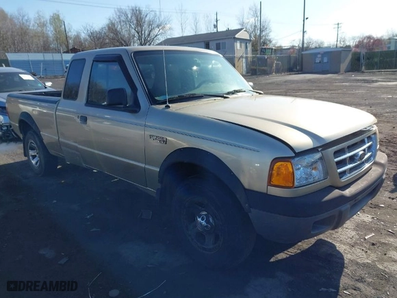 2002 Ford Ranger XL with VIN 1FTYR14U62TA05457, listed as a IAAI auction lot 42044540 with 214,458 mi miles. Bid and sale history available at carsss.com. Image 1.