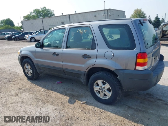 2007 Ford Escape XLS с VIN 1FMYU02Z97KA03881, выставлен на аукционе IAAI как лот 42481965 с пробегом 124 703 миль миль и . История ставок и продаж доступна на DreamBid. Изображение 3.