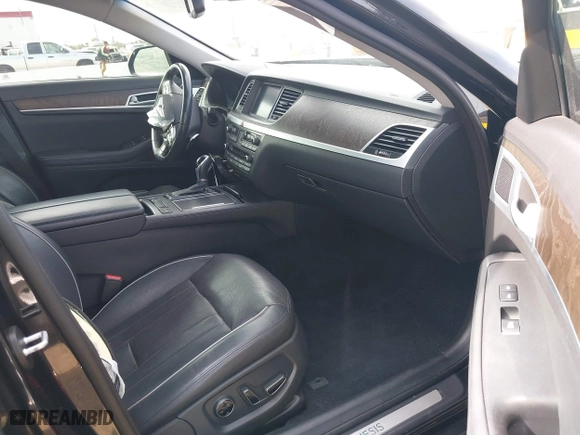 2015 Hyundai Genesis 5.0L with VIN KMHGN4JF7FU024366, listed as a IAAI auction lot 41657517 with 182,251 mi miles. Bid and sale history available at carsss.com. Image 5.