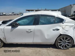 2021 Mazda 3 Select with VIN JM1BPABL0M1333705, listed as a IAAI auction lot 41819213 with 82,977 mi miles and . Bid and sale history available at DreamBid. Image 13.