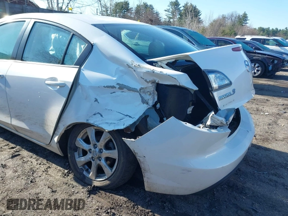 2010 Mazda Mazda3 i Touring with VIN JM1BL1SGXA1279727, listed as a IAAI auction lot 41975536 with 164,891 mi miles. Bid and sale history available at carsss.com. Image 6.