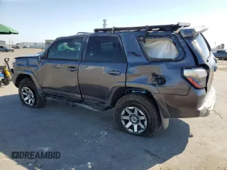 2021 Toyota 4Runner TRD Off Road Premium with VIN JTERU5JR5M5896502, listed as a Copart auction lot 60059305 with 64,916 mi miles and Salvage title. Bid and sale history available at DreamBid. Image 2.