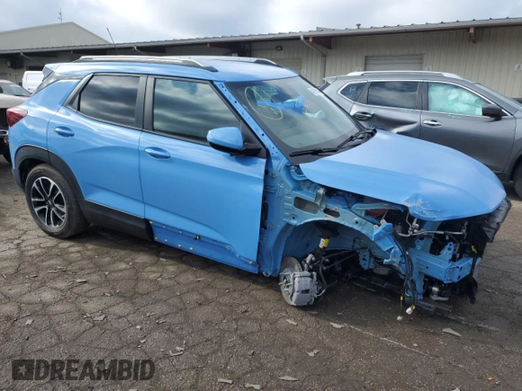 2024 Chevrolet TrailBlazer LT with VIN KL79MPS2XRB055699, listed as a Copart auction lot 43189814 with 796 mi miles and Salvage Title. Bid and sale history available at DreamBid. Image 4.
