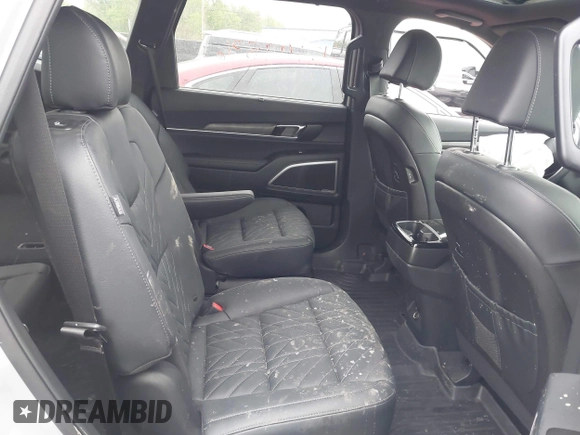 2024 Kia Telluride EX X-Line z VIN 5XYP3DGC0RG501992, wystawiony jako IAAI lot #42199896 z przebiegiem 11 727 mil mil oraz . Historia ofert i sprzedaży dostępna na DreamBid. Obrazek 8.