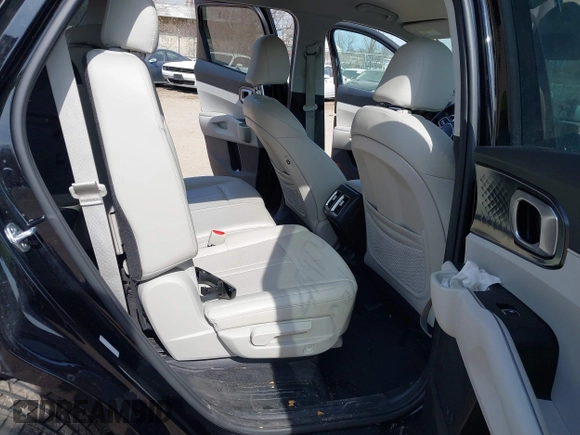2022 Kia Sorento S with VIN 5XYRL4LC6NG084726, listed as a IAAI auction lot 41798740 with 47,626 mi miles. Bid and sale history available at carsss.com. Image 8.