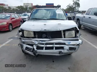 1998 Nissan Frontier XE with VIN 1N6DD26S6WC383876, listed as a IAAI auction lot 42327403 with 189,535 mi miles and . Bid and sale history available at DreamBid. Image 6.