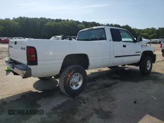 2001 Dodge Ram 2500 with VIN 1B7KF23W01J512727, listed as a Copart auction lot 63804254 with 148,220 mi miles and Salvage Title. Bid and sale history available at carsss.com. Image 3.