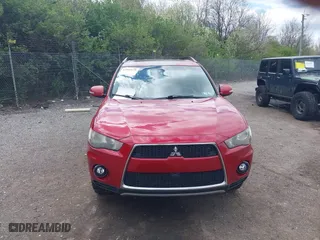 2011 Mitsubishi Outlander SE with VIN JA4AS3AW8BU008159, listed as a IAAI auction lot 42059678 with 106,690 mi miles. Bid and sale history available at carsss.com. Image 6.